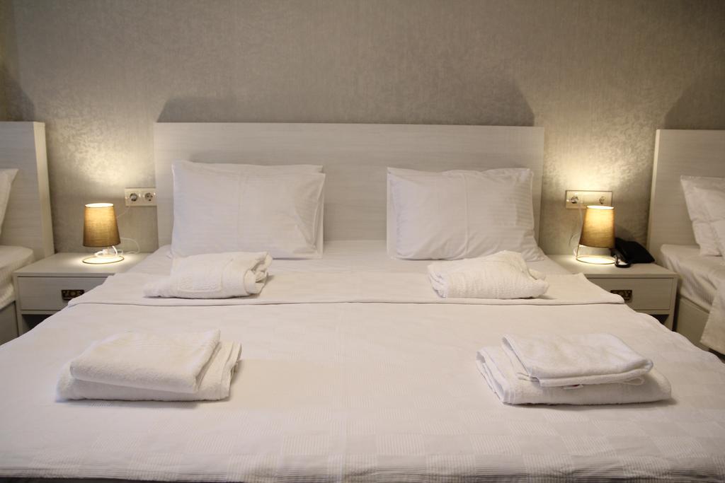 Hotel Piazza Tbilisi Ngoại thất bức ảnh