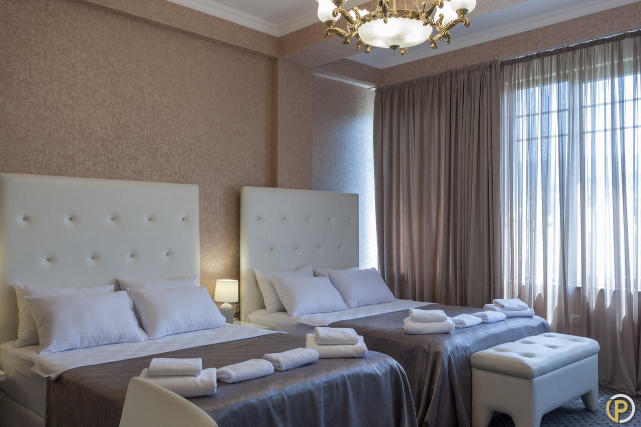 Hotel Piazza Tbilisi Ngoại thất bức ảnh